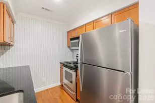 2516 Cranbrook Ln, Charlotte, NC 28207 - Photo 8