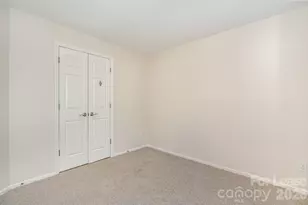 2516 Cranbrook Ln, Charlotte, NC 28207 - Photo 18
