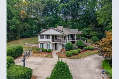 2206 Hillside Drive, Dallas, NC 28034 - Photo 2