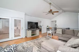 2206 Hillside Dr, Dallas, NC 28034 - Photo 6
