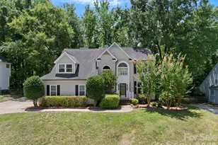 8610 Forest Shadow Cir, Cornelius, NC 28031 - Photo 2