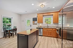 62 Robin Ln, Waynesville, NC 28786 - Photo 10