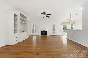 1423 Porch Swing Ln, Matthews, NC 28104 - Photo 6