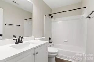 13114 Woodland Farm Dr, Charlotte, NC 28215 - Photo 20