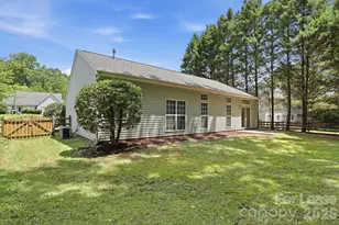 13114 Woodland Farm Dr, Charlotte, NC 28215 - Photo 30