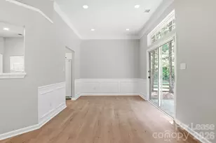 13114 Woodland Farm Dr, Charlotte, NC 28215 - Photo 10