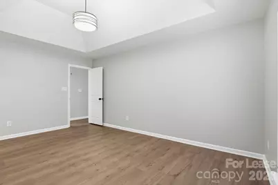 13114 Woodland Farm Drive, Charlotte, NC 28215 - Photo 16