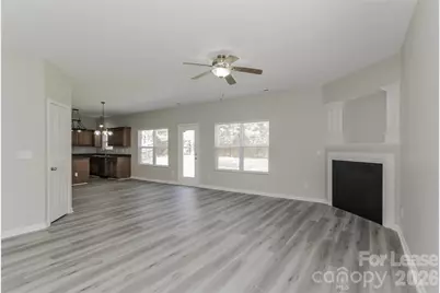 6702 Chieftain Drive, Charlotte, NC 28216 - Photo 6