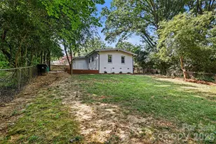 1338 Edgewater Dr, Charlotte, NC 28210 - Photo 28