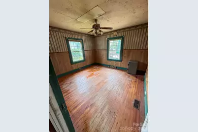 111 S Belvedere Avenue, Gastonia, NC 28054 - Photo 8