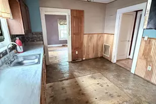 111 S Belvedere Ave, Gastonia, NC 28054 - Photo 6