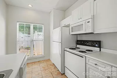 6414 Mallard View Lane, Charlotte, NC 28269 - Photo 12