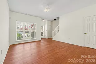 6414 Mallard View Ln, Charlotte, NC 28269 - Photo 4