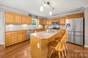 4690 Celia Creek Rd, Lenoir, NC 28645 - Photo 10
