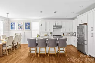 1923 Hamorton Pl, Charlotte, NC 28205 - Photo 10