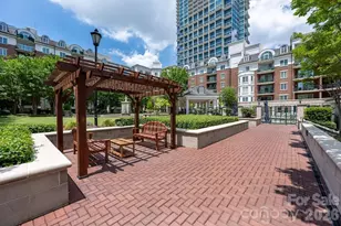 300 W 5th St, Charlotte, NC 28202 - Photo 44
