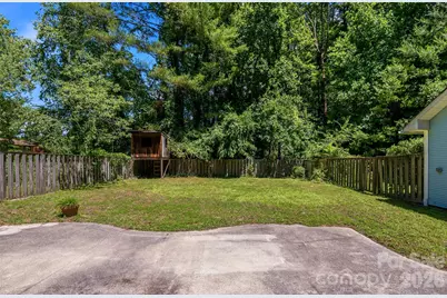 1064 Maplewood Court, Hendersonville, NC 28791 - Photo 30