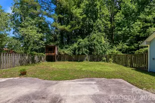 1064 Maplewood Ct, Hendersonville, NC 28791 - Photo 30