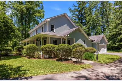 1064 Maplewood Court, Hendersonville, NC 28791 - Photo 2