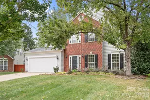9407 Willow Tree Ln, Charlotte, NC 28277 - Photo 2
