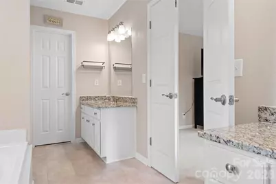 9407 Willow Tree Lane, Charlotte, NC 28277 - Photo 14