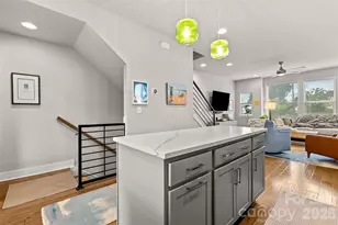 2103 Isom St, Charlotte, NC 28208 - Photo 10