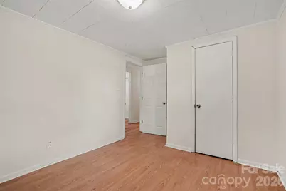 8232 Starnes Randall Road, Charlotte, NC 28215 - Photo 16