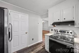 11230 Mallard Crossing Dr, Charlotte, NC 28262 - Photo 14