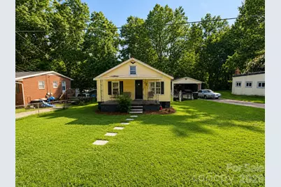 312 S Miller Avenue, Statesville, NC 28677 - Photo 1