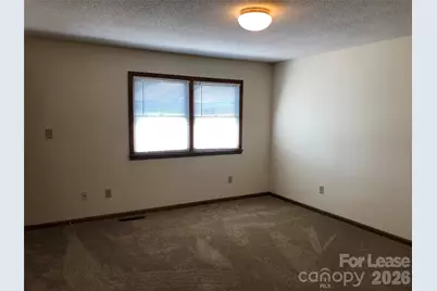 107 Hillcrest Drive, Lincolnton, NC 28092 - Photo 6