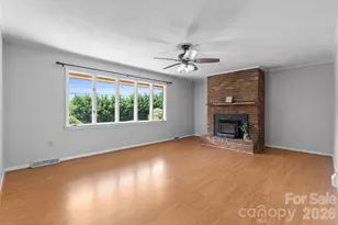 44 Green Dr, Waynesville, NC 28785 - Photo 8