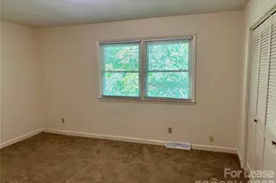 128 Hillcrest Dr, Lincolnton, NC 28092 - Photo 6