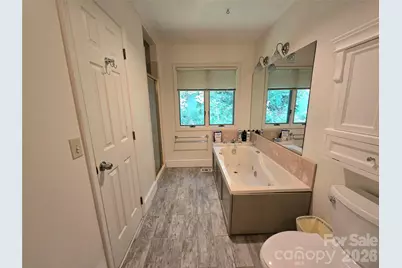 18 Rollingwood Road, Asheville, NC 28805 - Photo 16