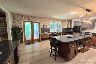 18 Rollingwood Rd, Asheville, NC 28805 - Photo 28