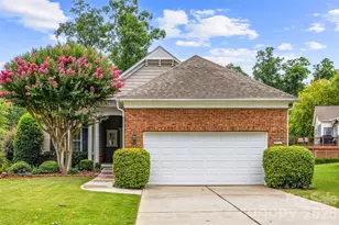56122 Finches Ct, Fort Mill, SC 29707 - Photo 1