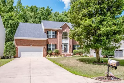 121 Crimson Orchard Drive, Mooresville, NC 28115 - Photo 2