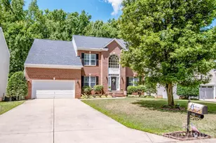 121 Crimson Orchard Dr, Mooresville, NC 28115 - Photo 2