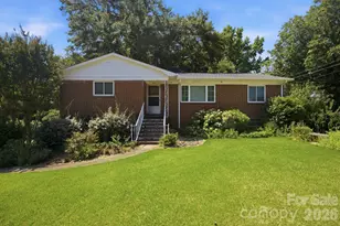 3800 Arvin Dr, Charlotte, NC 28269 - Photo 2