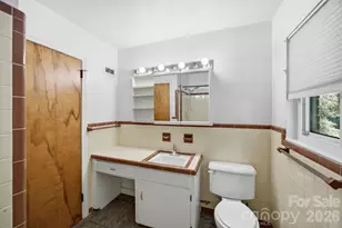 3800 Arvin Dr, Charlotte, NC 28269 - Photo 16