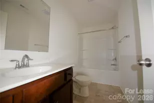 9527 Hanberry Blvd, Charlotte, NC 28213 - Photo 16