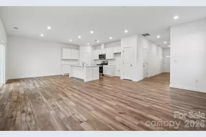 2957 31st Street Lane NE, Hickory, NC 28601 - Photo 8