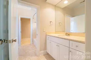 16728 Ashton Oaks Dr, Charlotte, NC 28278 - Photo 34