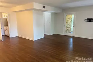 2705 N Center St, Hickory, NC 28601 - Photo 10