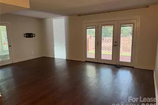 2705 N Center St, Hickory, NC 28601 - Photo 12