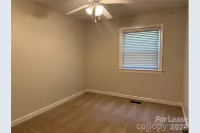 2705 N Center Street #26, Hickory, NC 28601 - Photo 18