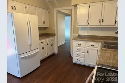 2705 N Center Street #26, Hickory, NC 28601 - Photo 8