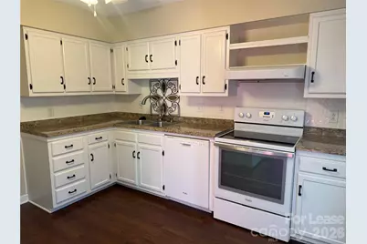 2705 N Center Street #26, Hickory, NC 28601 - Photo 6