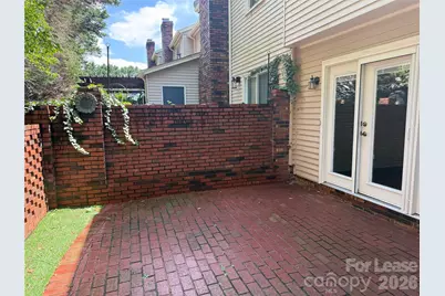 2705 N Center Street #26, Hickory, NC 28601 - Photo 2