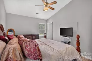 1630 Pamela Lorraine Dr, Charlotte, NC 28213 - Photo 14