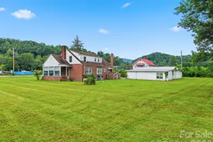 783 Skyland Dr, Sylva, NC 28779 - Photo 38